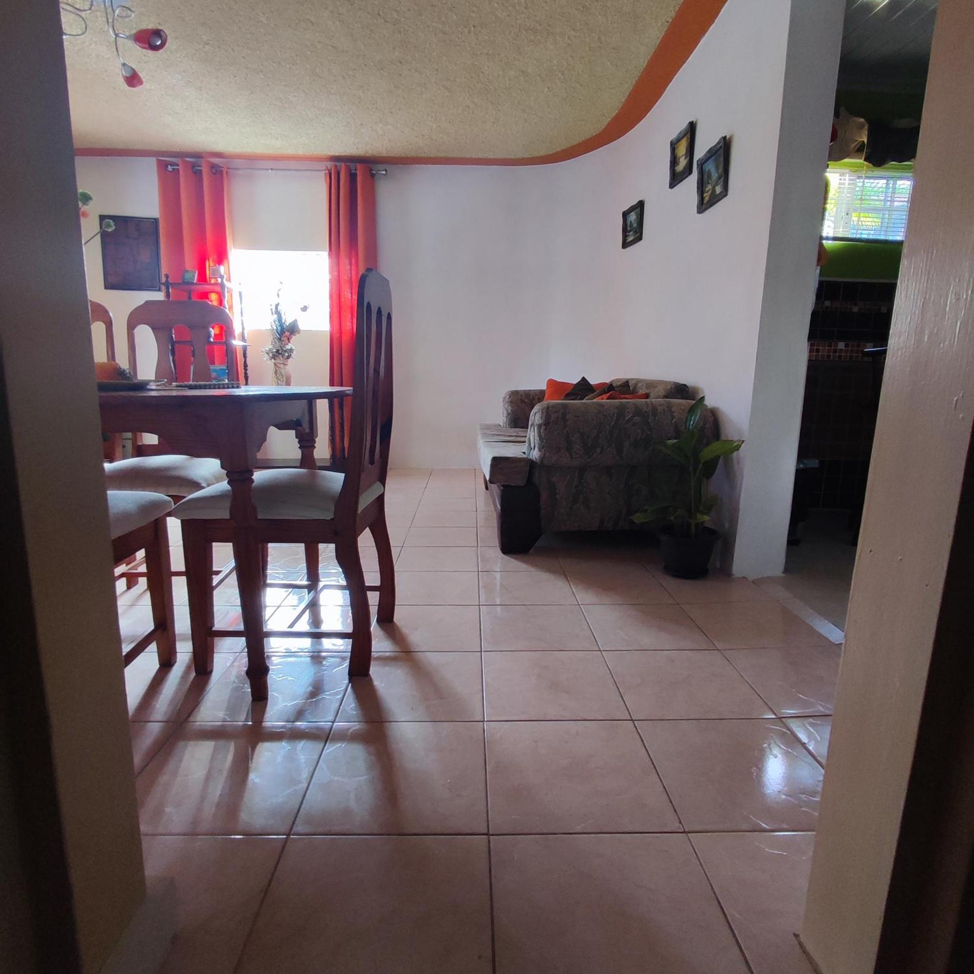 Gables Vacation Rentals With Private Gated Parking Onsite Knockpatrick Exteriér fotografie